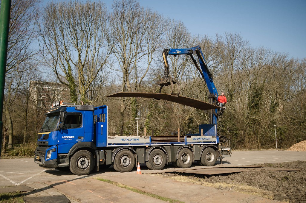 Rijplaten plaatsen